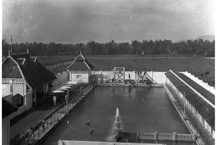 Kolam Renang Stadion Gajayana Malang tempa dulu jadul