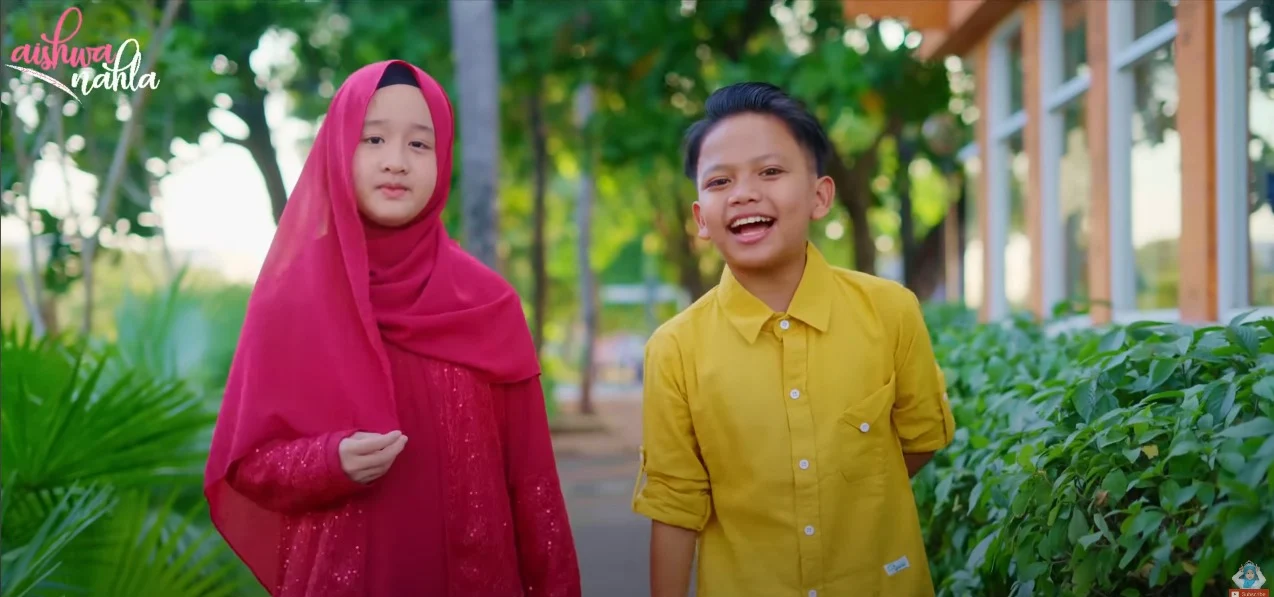 Lirik Allahul Kaafi Mix Sholawat Badr Aisha feat Farel Paryoga Arab Latin dan Terjemah