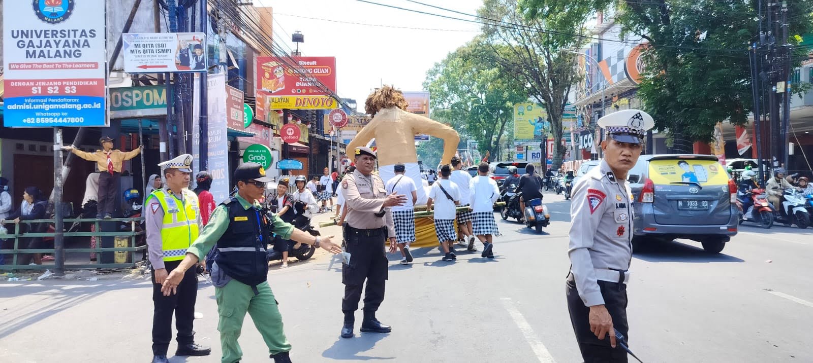Begini Penampakan Spektakuler Karnaval di Kota Malang Meriahkan HUT RI ke-78,