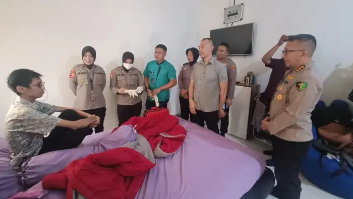 Kapolri Turun Tangan Bantu Sultan Korban Kabel Fiber yang Menjuntai di Jakarta
