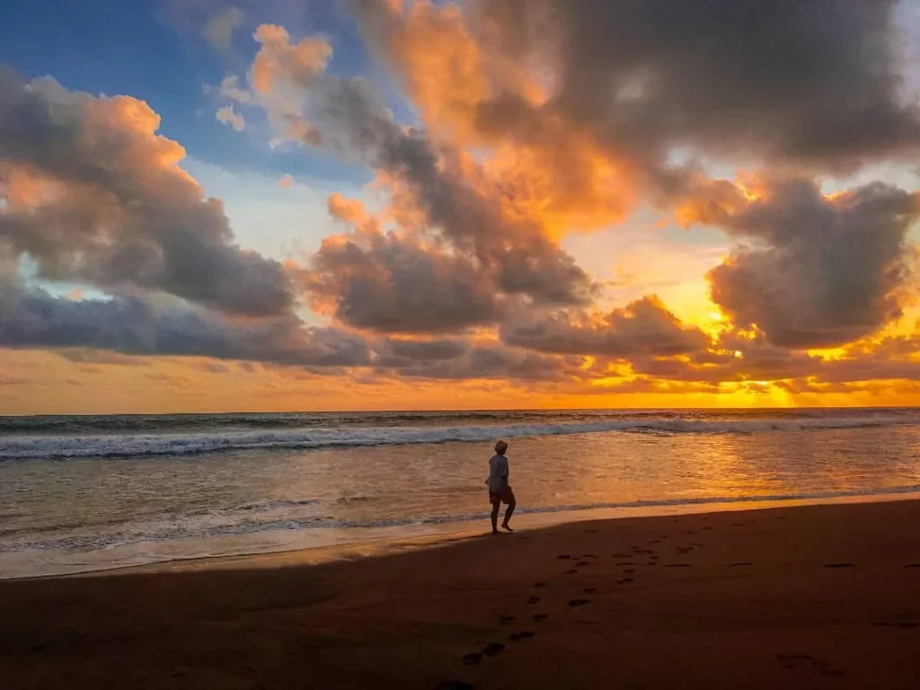 Senja di Pantai Wonogoro Malang (Instagram)
