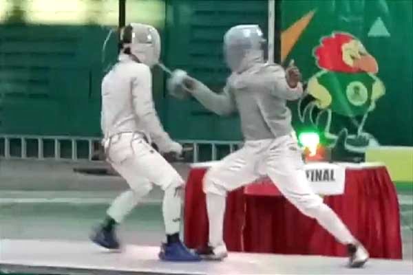 Mbois! Atlet Anggar Kabupaten Malang Berhasil Raih Empat Emas dan Satu Perunggu