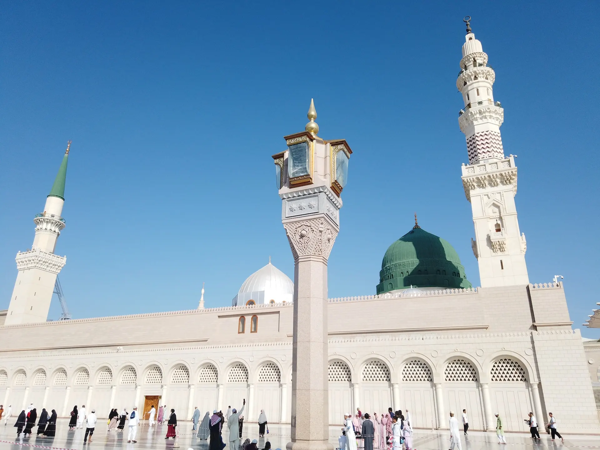 Keutamaan Maulid Nabi Muhammad dan 10 Contoh Lomba Perayaan Didalamnya
