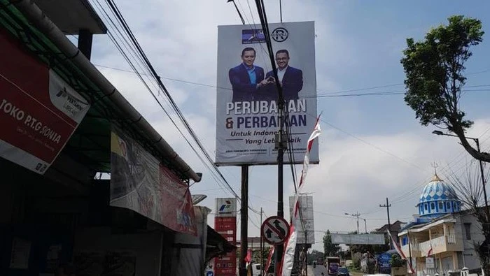Partai Demokrat Kabupaten Malang Turunkan Baliho Anies Baswedan Imbas Anies-Muhaimin Muncul
