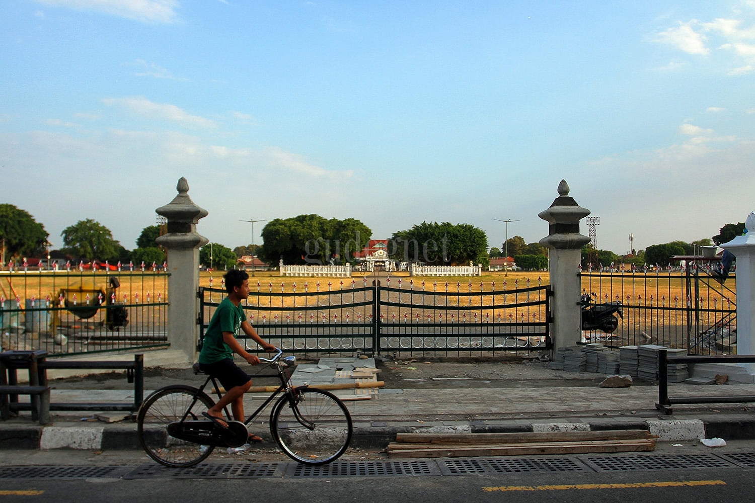 Revitalisasi Alun-Alun Tugu Kota Malang: Kontrak Selesai, Masa Pemeliharaan Dimulai