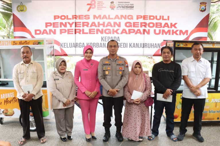 Kapolres Malang dan Bhayangkari Cabang Malang Terus Dukung Keluarga Korban Tragedi Kanjuruhan