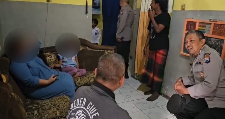 Aparat Polres Malang Berhasil Menggagalkan Ancaman Bunuh Diri Ibu dan Dua Balita
