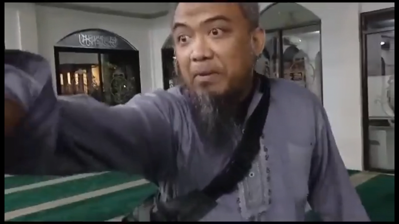 MUI Jawa Timur Membuka Suara Terkait Video Viral Pria yang Mengamuk di Masjid Al Ikhlas