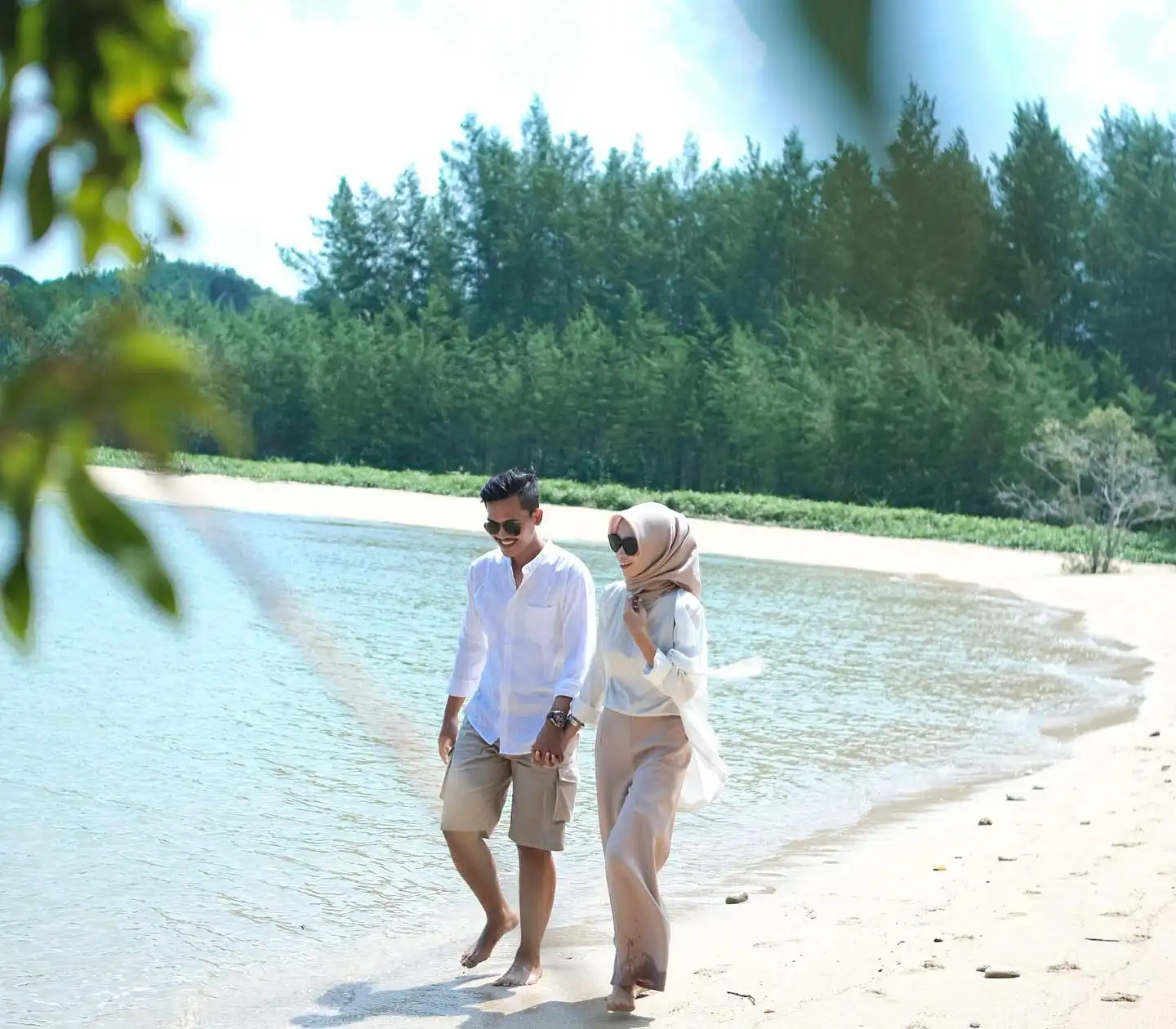 Pantai Clungup, Wisata Pantai “Raja Ampat ala Malang” yang Menakjubkan, Wajib Liburan Kesini!