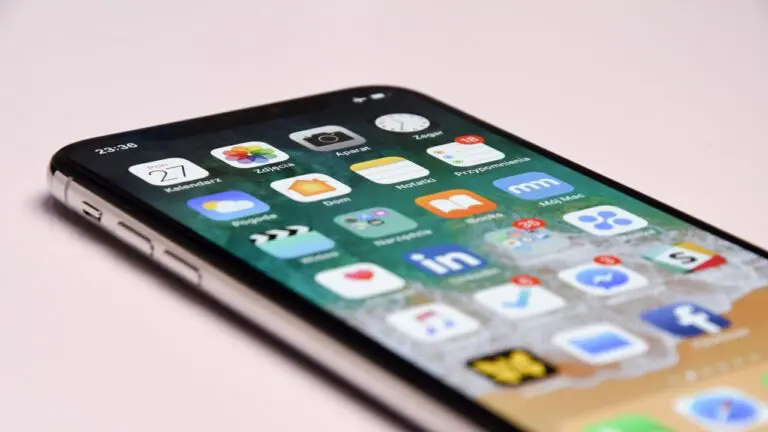Cara Mengatasi iPhone Tiba-tiba Mati Sendiri, Baterai Masih Ada!