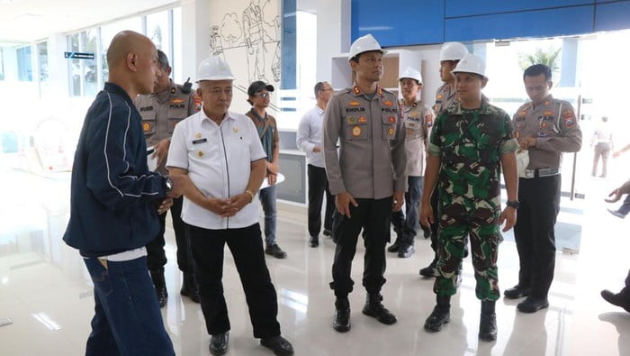 Kapolres Malang dan Forkopimda Tinjau Pembangunan Satpas Prototipe