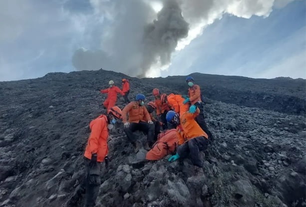 Update Evakuasi Pendaki Gunung Marapi: 18 Masih Hilang, Total 29 Korban Meninggal