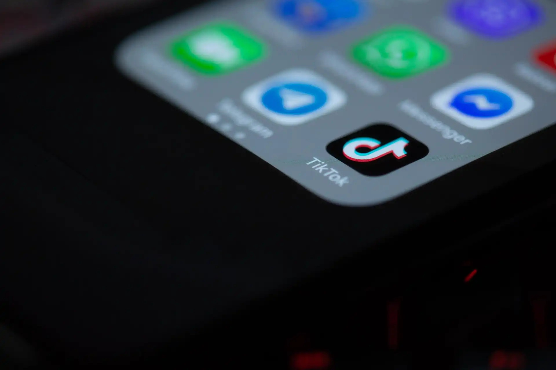 Apa Arti Slavic Girls dan Iclik Viral di TikTok? Pesona Kreativitas dan Kontroversi Warganet