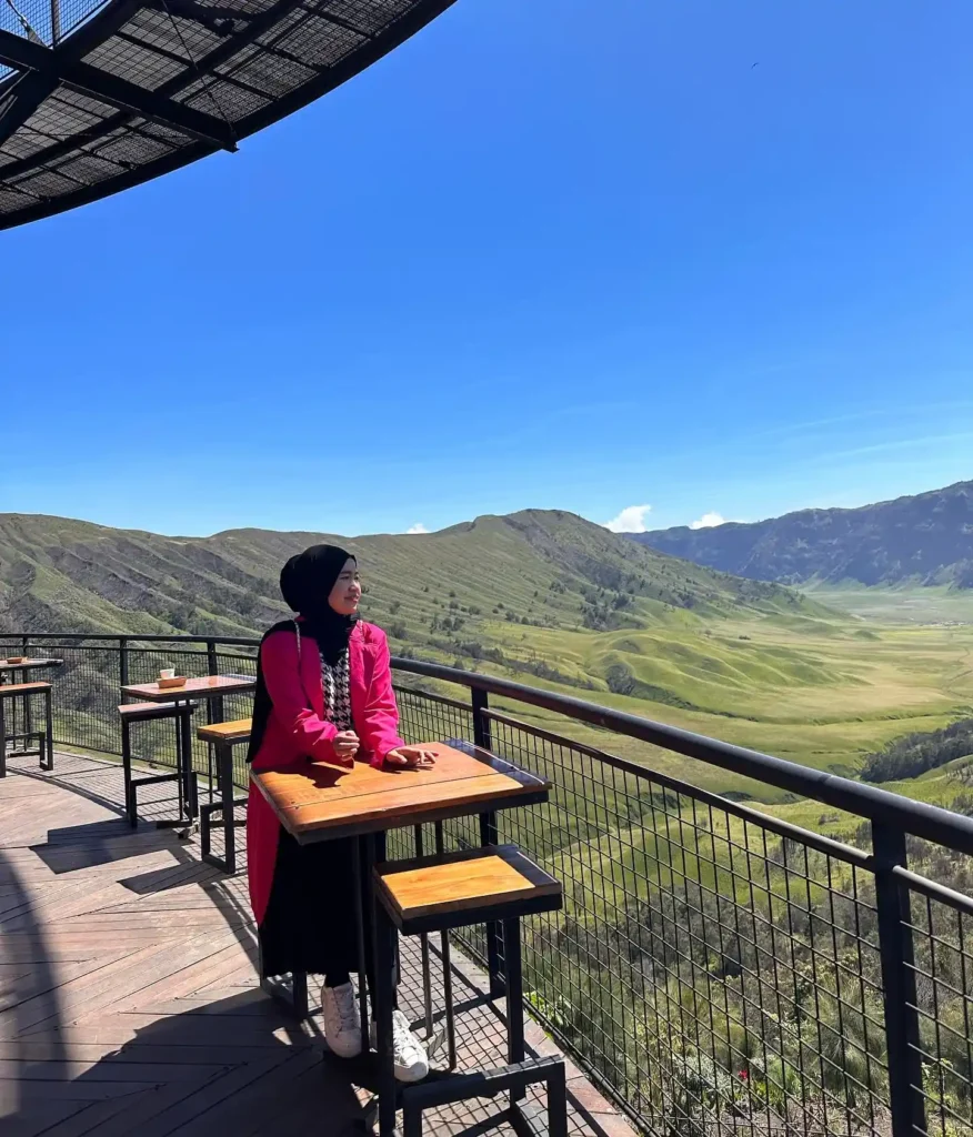 Sejuk! Ini Daftar Menu Bromo Hillside Cafe yang Sedang Viral 2024 Daftar Menu Bromo Hillside Cafe yang Sedang Viral