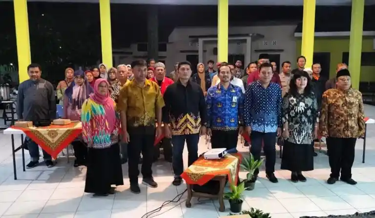 Kehadiran Aiptu Budi Setyo Dukung Kondusifitas Musrenbang Kelurahan Bakalan Krajan Menuju RKPD 2025