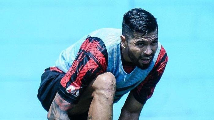 Kemungkinan Julian Guevara Hengkang dari Arema FC: Opsi Incaran Persebaya Surabaya