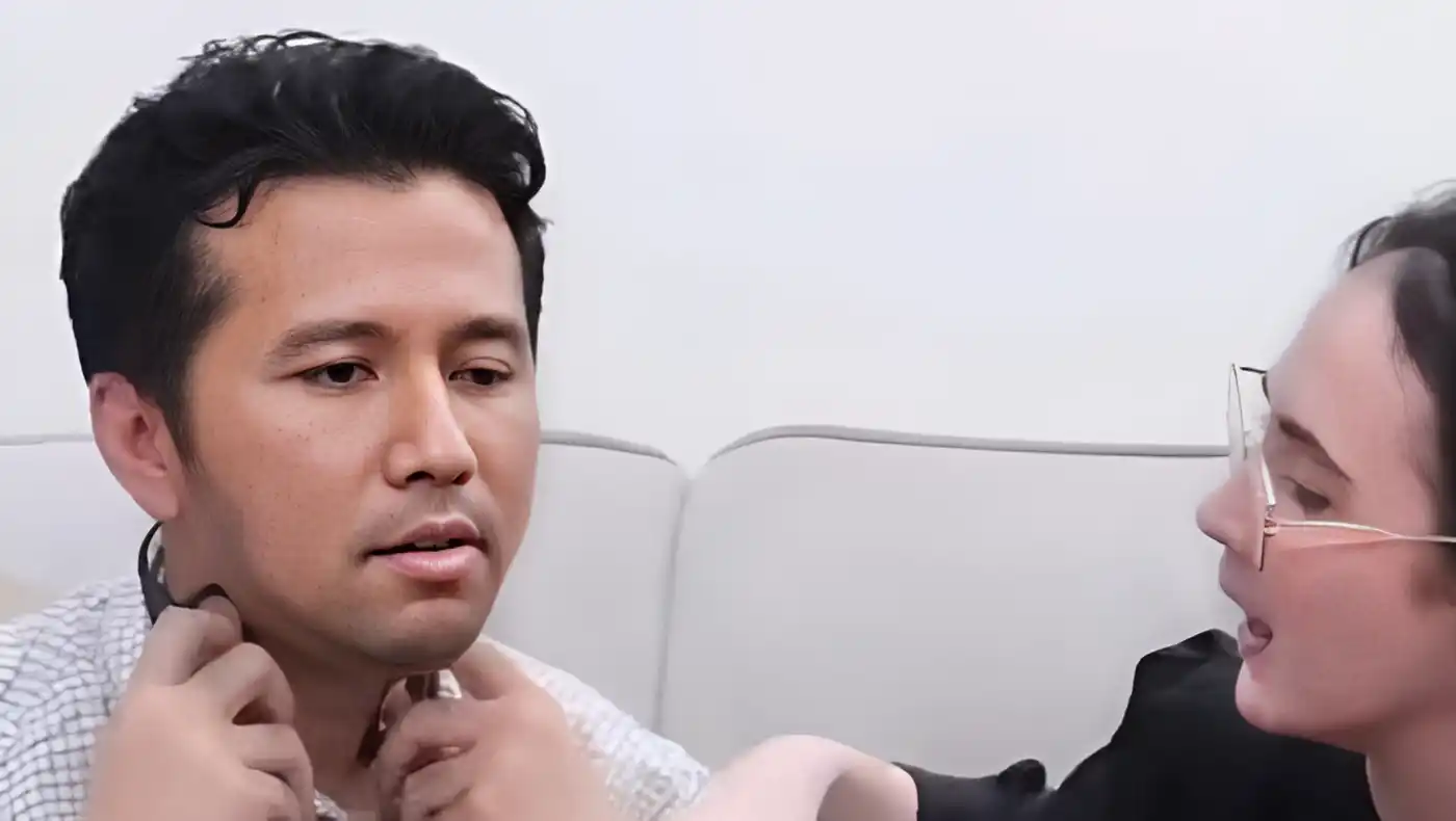 Emil Dardak Merespons Tudingan dengan Video Satire Mengenai “Bone Conduction Headphone”