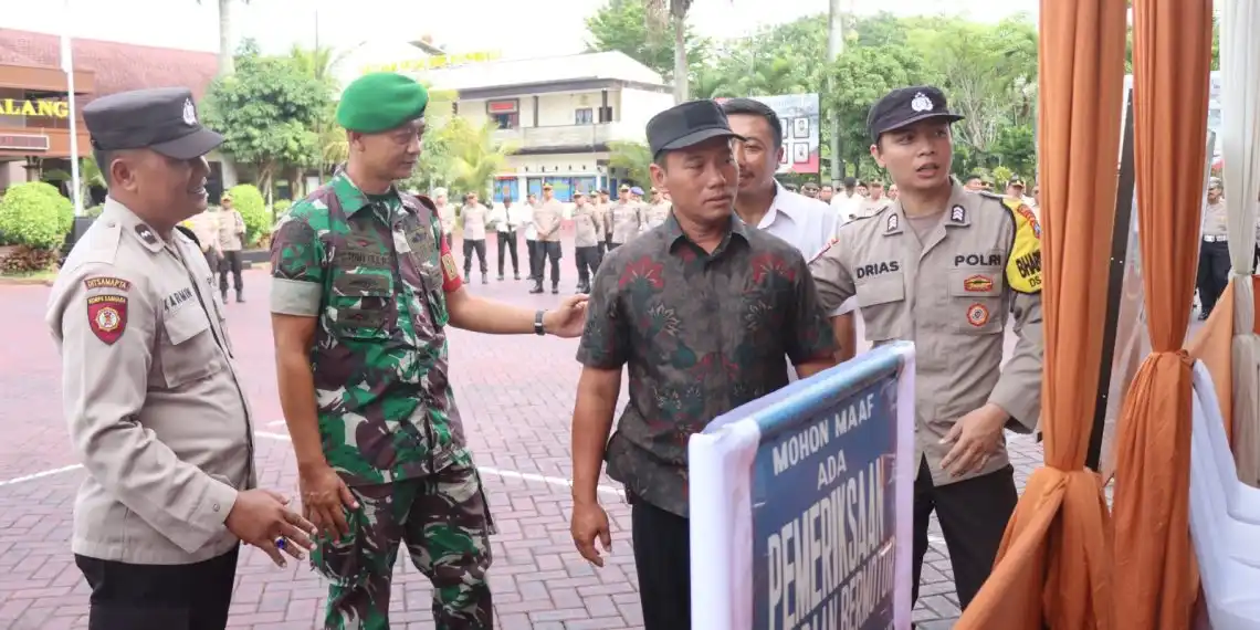 Simulasi Pengamanan TPS oleh Polres Malang Polda Jatim sebagai Persiapan Pemilu