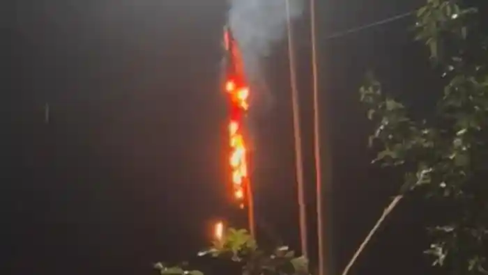 Pembakaran Bendera PDI Perjuangan oleh Oknum Ketua RT di Malang, Kasus Dilaporkan ke Bawaslu
