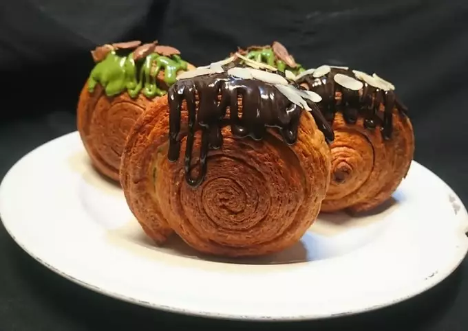 Cromboloni, Pastry Baru yang Viral dengan Sentuhan Croissant dan Bomboloni