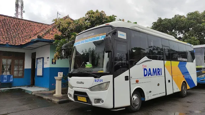 Cek Tarif, Jadwal dan Rute DAMRI di Malang Terbaru, Siap Jelajah Destinasi Wisata Malang Raya!
