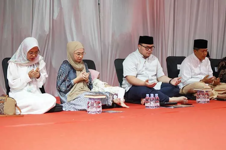 Bupati Kediri Gelar Khataman Al-Quran dan Doa Bersama Sehari Jelang Pemilu 2024