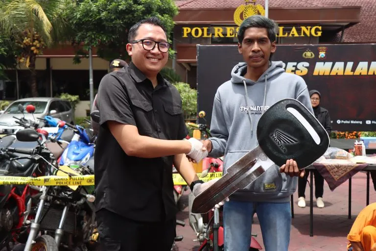 Polisi Malang Kembalikan Kendaraan Curian kepada Pemiliknya