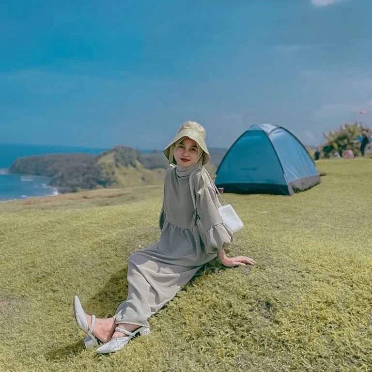 Pesona Bukit Waung Pantai Modangan Destinasi Wisata Tersembunyi di Kabupaten Malang