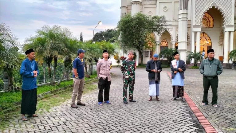 Patroli Bersama Polres Malang dan TNI Amankan Bulan Suci Ramadan