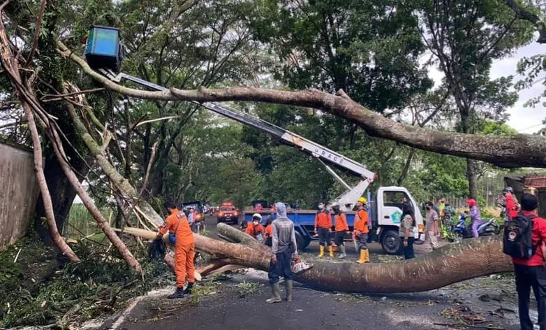 Begini Kesiapan Dinas Lingkungan Hidup Kota Malang Antisipasi Selama Liburan Lebaran 2024