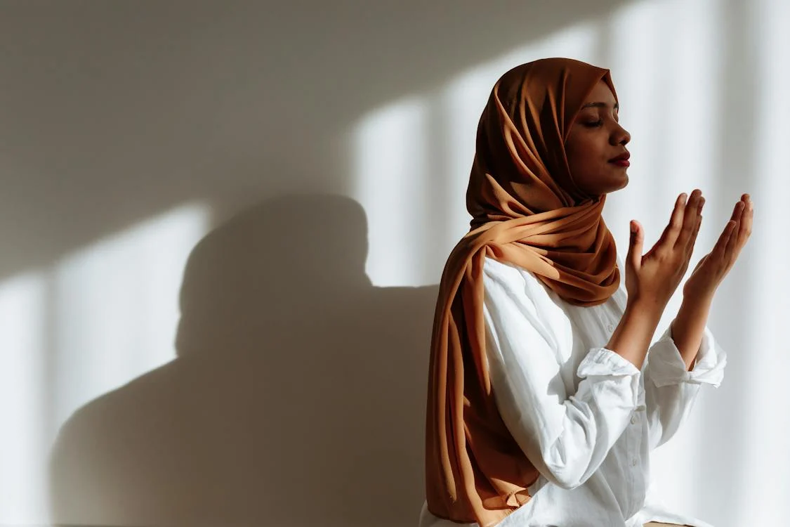 Bacaan Niat Puasa Ramadhan Sebulan Penuh, Lengkap Arab Latin dan Artinya