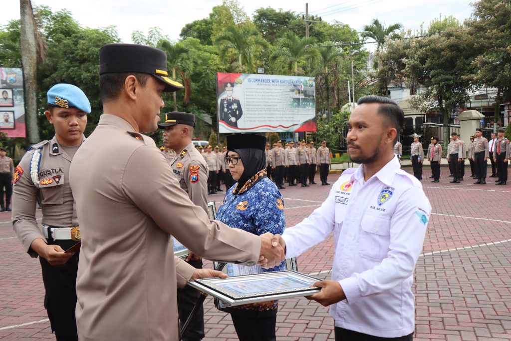 Event Penghargaan Keselamatan Lalu Lintas Menginspirasi Masyarakat Kabupaten Malang