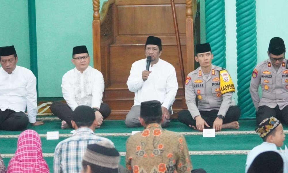 Pj Walikota Batu Safari Ramadan di Masjid Al Asyari, Desa Junrejo, Membangun Kebersamaan dan Toleransi dalam Bulan Suci