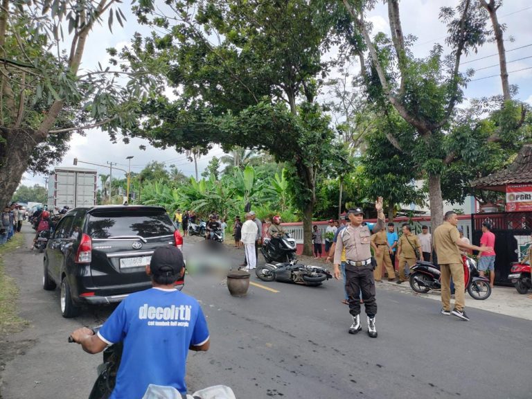 Kecelakaan di Dampit Malang Hari ini, Perempuan Lanjut Usia Meninggal Dunia Dilokasi