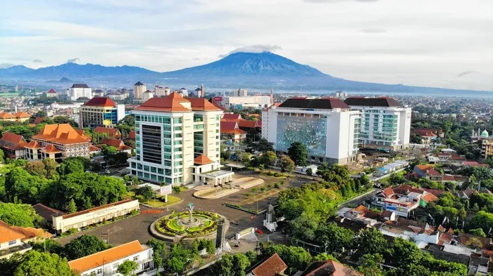 Loker di Universitas Negeri Malang (UM) 2024, Mari Bergabung Sebagai Dosen Tetap Non ASN!