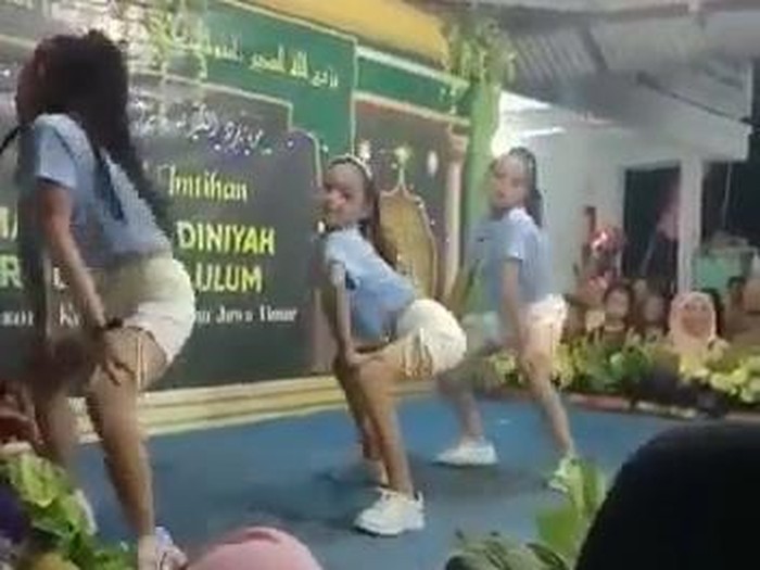 Viral Berkali-kali, Video Goyang di Acara Imtihan Madrasah Pasuruan Kembali Beredar!
