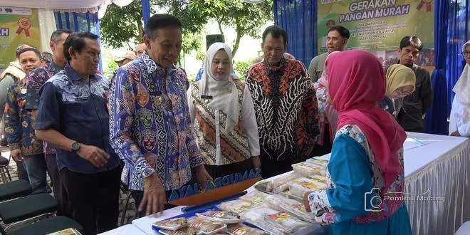 Dorong Kebutuhan Pokok Warga Terjamin, Pj. Wali Kota Malang Tinjau GPM di Kecamatan Blimbing