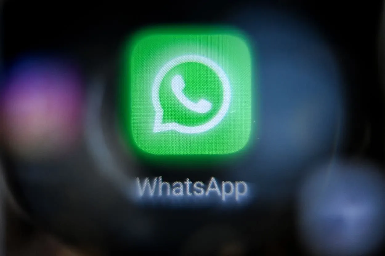 Kenapa Tampilan WhatsApp Berubah Menjadi Hijau Terang? Ini Jawabannya!