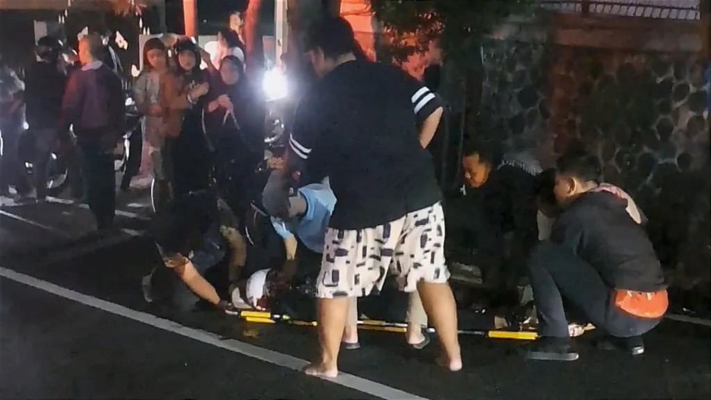 Kecelakaan di Jalur Klemuk Kota Batu Menimpa Pasangan Pengantin Baru, Istri Kritis!