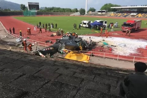Insiden Tabrakan Helikopter Angkatan Laut Malaysia: 10 Awak Tewas