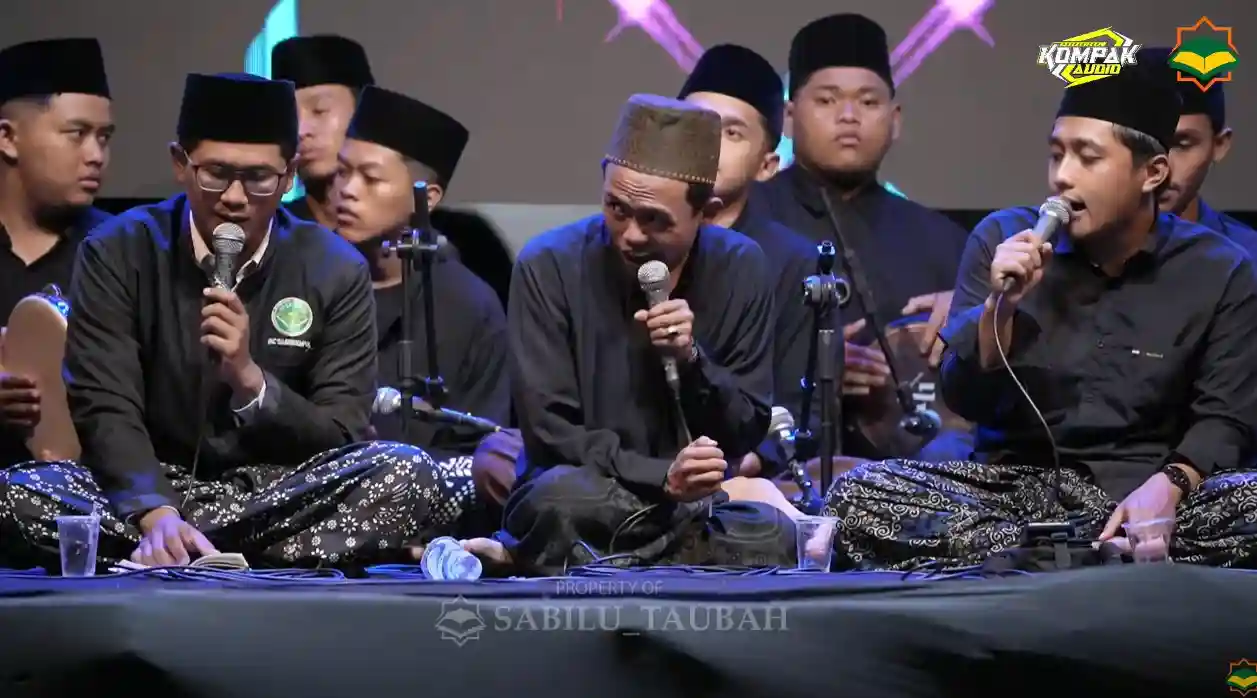 Sedang Berlangsung Pengajian Gus Iqdam di Tulungagung
