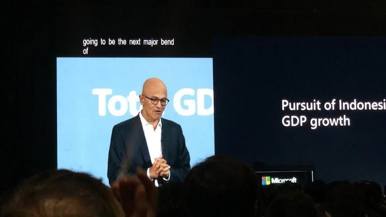 CEO Microsoft, Satya Nadella, Berinvestasi dalam Talenta dan AI di Indonesia