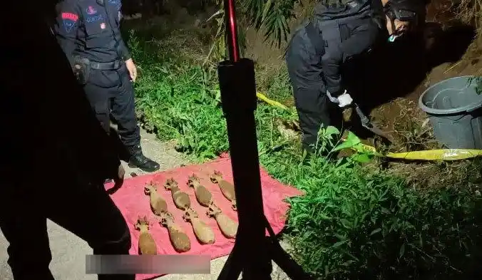 Penemuan 9 Mortir Aktif di Desa Ngabab, Pujon, Kabupaten Malang, Diduga Bekas Perang Dunia II