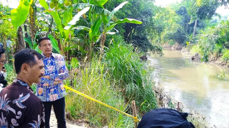 Pj Wali Kota Malang Tinjau Sungai Amprong Pasca Tragedi, Fokus pada Keamanan dan Pemulihan Trauma Korban