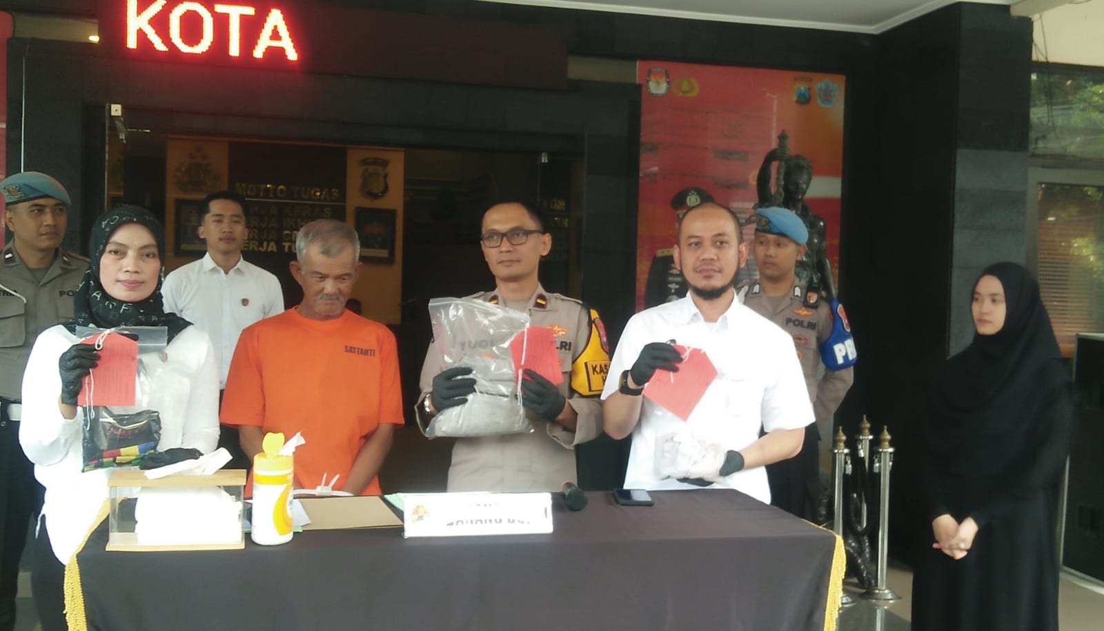 Kakek Penarik Becak di Malang Cabuli Anak Kecil, Pelaku Diamankan Polres Malang
