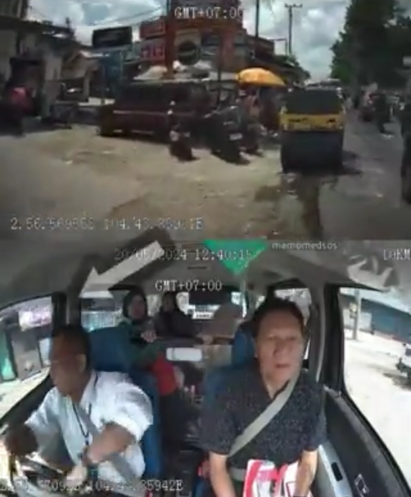 Sopir Feeder LRT Dikeroyok Pekerja Perbaikan Jalan di Palembang