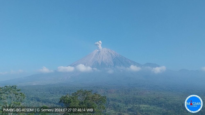 Waspada! Gunung Semeru Berpotensi Alami Banjir Lahar Dingin