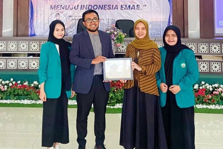 Seminar Pancasila di UNISMA: Inspirasi Bagi Generasi Muda Menuju Indonesia Emas