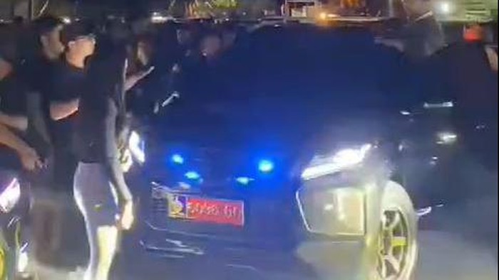Sopir Pajero Sport di Malang Minta Maaf Usai Aksi Viral dengan Pelat Palsu Lemhannas dan Lampu Strobo