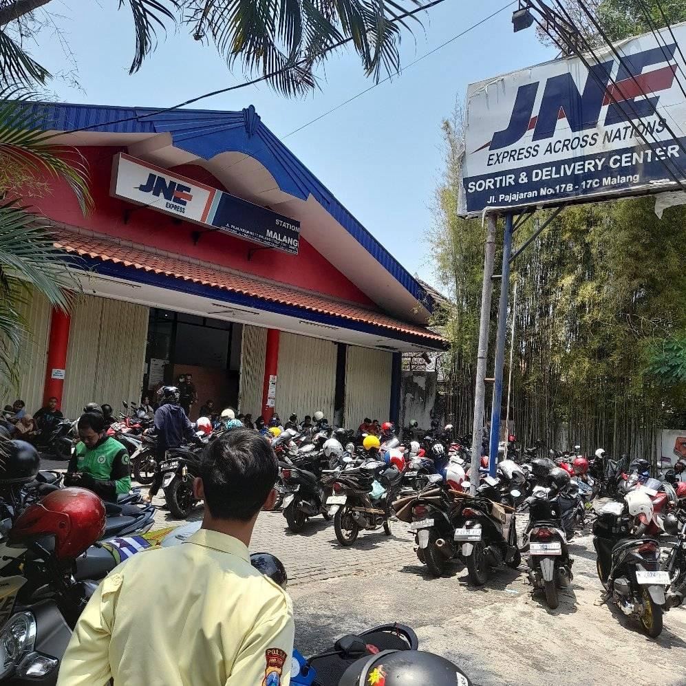 Respon JNE Pajajaran Malang Usai Diserbu Pelanggan: Ada Lonjakan Karena Promo Tanggal Kembar